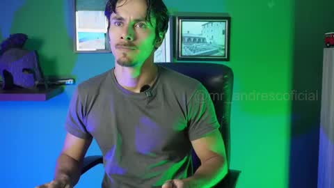 andres    online show from February 2026 07:54:01 PM