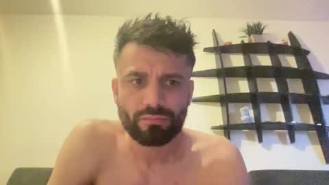 persianprince_13 online show from April 2026 04:38:01 AM