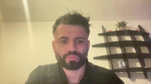 persianprince_13 online show from April 2026 02:29:02 AM
