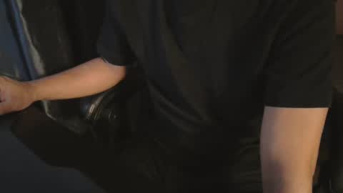 Lalo   x peruvianevil  ig peruvianevil  online show from February 2025 05:18:02 AM