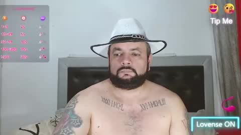 Snapshot of perverseveteranmanxxx chatting on June 2026 05:32:02 AM Carlos online show from June 2026 05:32:02 AM