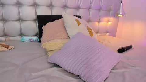 Lizza online show from February 2025 05:49:02 PM