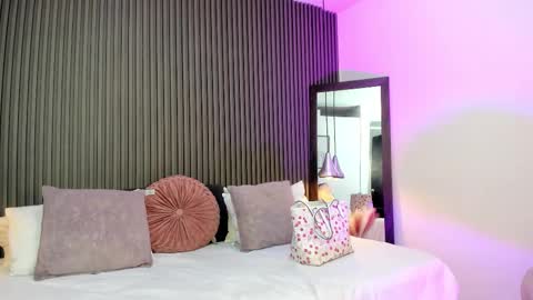 Lizza online show from October 2025 11:32:02 AM