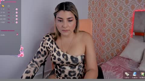 Isabella   online show from January 2025 10:02:01 PM