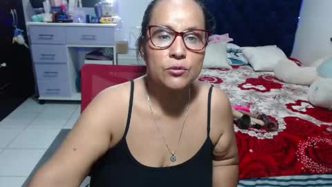 Snapshot of pervert_mommy_x chatting on May 2026 04:02:02 PM SAMY online show from May 2026 04:02:02 PM