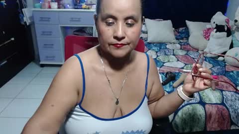 Snapshot of pervert_mommy_x chatting on June 2026 09:22:01 AM SAMY online show from June 2026 09:22:01 AM