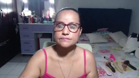 Snapshot of pervert_mommy_x chatting on July 2026 09:51:01 AM SAMY online show from July 2026 09:51:01 AM