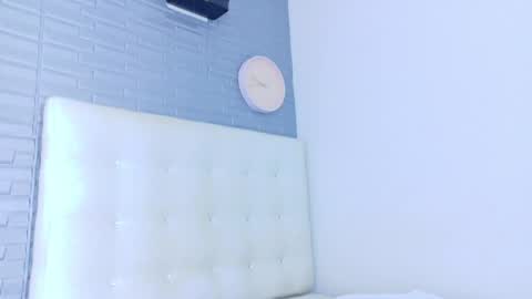 pervert_shydoll online show from May 2026 03:23:01 AM
