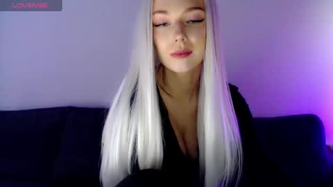 Snapshot of pervyblonde chatting on January 2025 09:55:02 AM Isabella online show from January 2025 09:55:02 AM