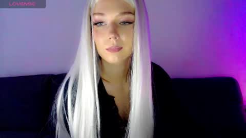 Snapshot of pervyblonde chatting on January 2025 11:17:01 AM Isabella online show from January 2025 11:17:01 AM