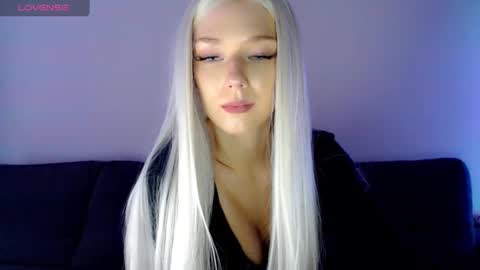 Snapshot of pervyblonde chatting on January 2025 04:05:01 PM Isabella online show from January 2025 04:05:01 PM