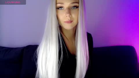 Snapshot of pervyblonde chatting on February 2025 11:03:01 AM Isabella online show from February 2025 11:03:01 AM