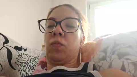 Lisa -  online show from January 2025 07:37:01 AM