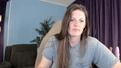 Snapshot of pessimistically_optimistic chatting on April 2026 11:26:02 AM Kelly online show from April 2026 11:26:02 AM