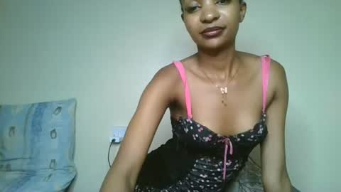 Snapshot of petal_palette chatting on June 2026 08:37:02 PM Lolly online show from June 2026 08:37:02 PM
