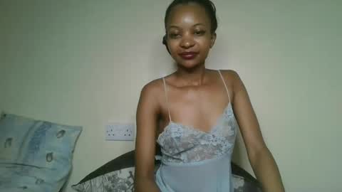 Snapshot of petal_palette chatting on July 2026 09:11:02 AM Lolly online show from July 2026 09:11:02 AM