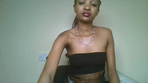 Snapshot of petal_palette chatting on July 2026 09:49:02 PM Lolly online show from July 2026 09:49:02 PM