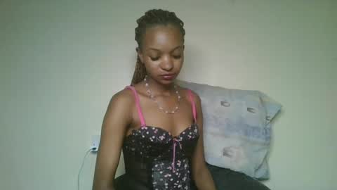 Snapshot of petal_palette chatting on July 2026 04:48:02 AM Lolly online show from July 2026 04:48:02 AM