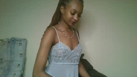 Snapshot of petal_palette chatting on July 2026 07:41:02 PM Lolly online show from July 2026 07:41:02 PM
