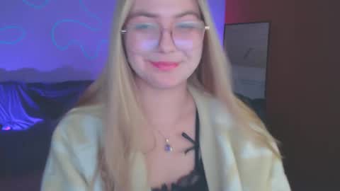 Snapshot of petalkiss chatting on October 2025 06:30:01 PM petalkiss online show from October 2025 06:30:01 PM