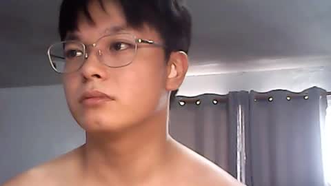 Snapshot of peter_p1999 chatting on November 2025 05:12:03 AM peter p online show from November 2025 05:12:03 AM