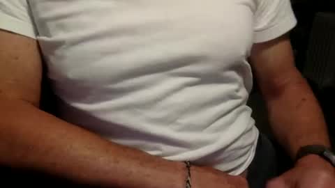 Snapshot of peterbartxxx chatting on October 2025 10:25:01 AM peterbartxxx online show from October 2025 10:25:01 AM