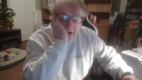 Snapshot of peterinohio57 chatting on October 2025 12:06:02 PM peterinohio57 online show from October 2025 12:06:02 PM