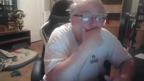 Snapshot of peterinohio57 chatting on October 2025 11:10:02 AM peterinohio57 online show from October 2025 11:10:02 AM