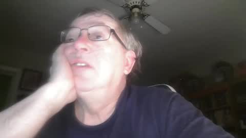 Snapshot of peterinohio57 chatting on April 2026 11:00:01 AM peterinohio57 online show from April 2026 11:00:01 AM