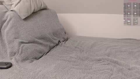 Peter  online show from April 2026 04:15:01 PM