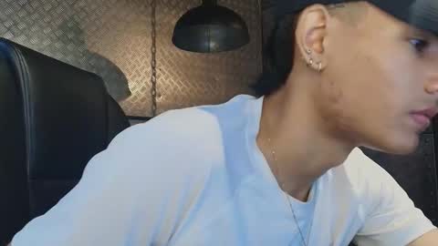 Snapshot of petersanders1 chatting on November 2025 11:21:02 AM petersanders1 online show from November 2025 11:21:02 AM