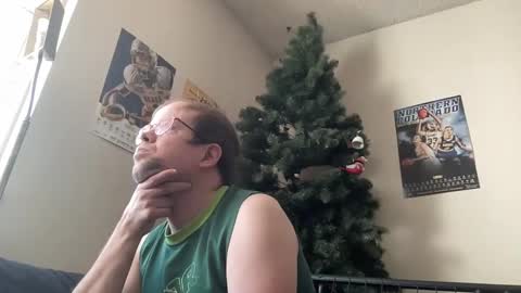 Snapshot of petert32 chatting on September 2025 05:14:02 PM Peter online show from September 2025 05:14:02 PM