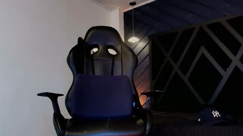 PETES EVANS new account online show from April 2026 06:10:01 PM