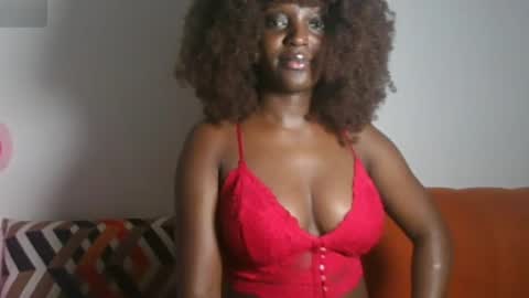 Snapshot of petite_asshley1 chatting on June 2026 04:51:02 AM Ashley online show from June 2026 04:51:02 AM