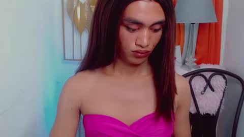 Snapshot of petite_barbie88 chatting on June 2026 09:14:01 AM petite_barbie88 online show from June 2026 09:14:01 AM