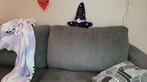 Little cupcake online show from October 2025 06:36:01 PM