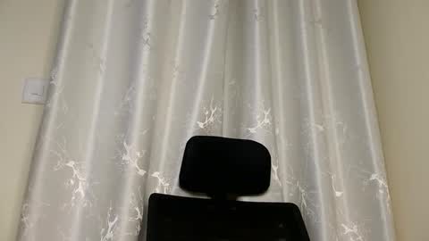 Moon online show from February 2026 12:05:02 PM