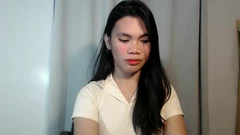 petite_pauline online show from February 2026 09:16:01 AM