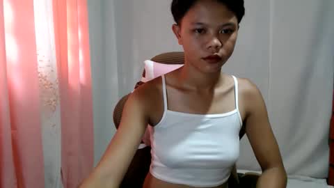 Snapshot of petite_remyy chatting on May 2026 06:31:02 AM petite_remyy online show from May 2026 06:31:02 AM