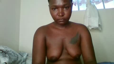 Snapshot of petite_shan chatting on May 2026 08:41:01 AM petite_shan online show from May 2026 08:41:01 AM