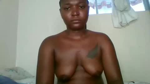 Snapshot of petite_shan chatting on May 2026 09:39:02 AM petite_shan online show from May 2026 09:39:02 AM