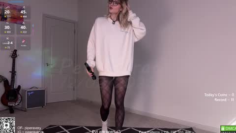 PiperAvery online show from December 2025 06:36:02 PM