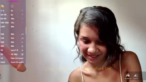 Snapshot of petitebubblegum chatting on May 2026 06:15:02 PM Caramel princesa online show from May 2026 06:15:02 PM