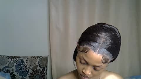 Caramel online show from November 2025 04:38:02 PM