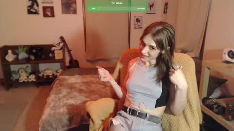 Snapshot of petitecut chatting on February 2025 03:15:02 AM caracal online show from February 2025 03:15:02 AM