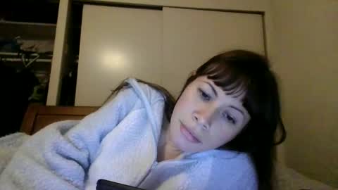 Snapshot of petitedoll30 chatting on January 2025 02:40:01 AM Petitedoll30 online show from January 2025 02:40:01 AM