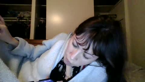 Snapshot of petitedoll30 chatting on February 2025 06:08:01 AM Petitedoll30 online show from February 2025 06:08:01 AM