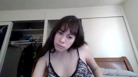 Snapshot of petitedoll30 chatting on February 2025 10:48:02 PM Petitedoll30 online show from February 2025 10:48:02 PM