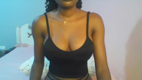 Snapshot of petiteediva chatting on June 2026 02:57:01 AM diva online show from June 2026 02:57:01 AM