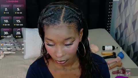 little sharon online show from October 2025 03:06:02 AM